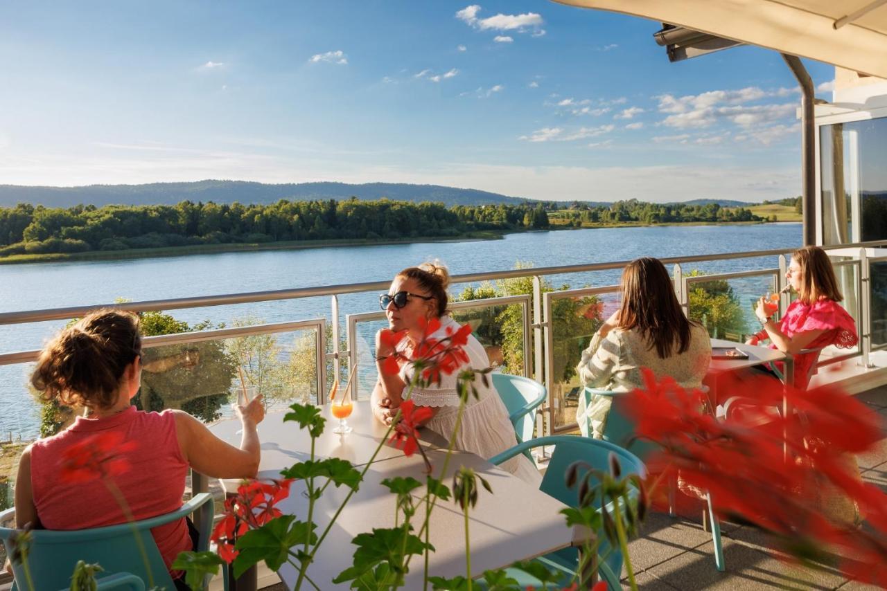 Hôtel restaurant Spa de l'Abbaye Grande-Rivière Château Extérieur photo